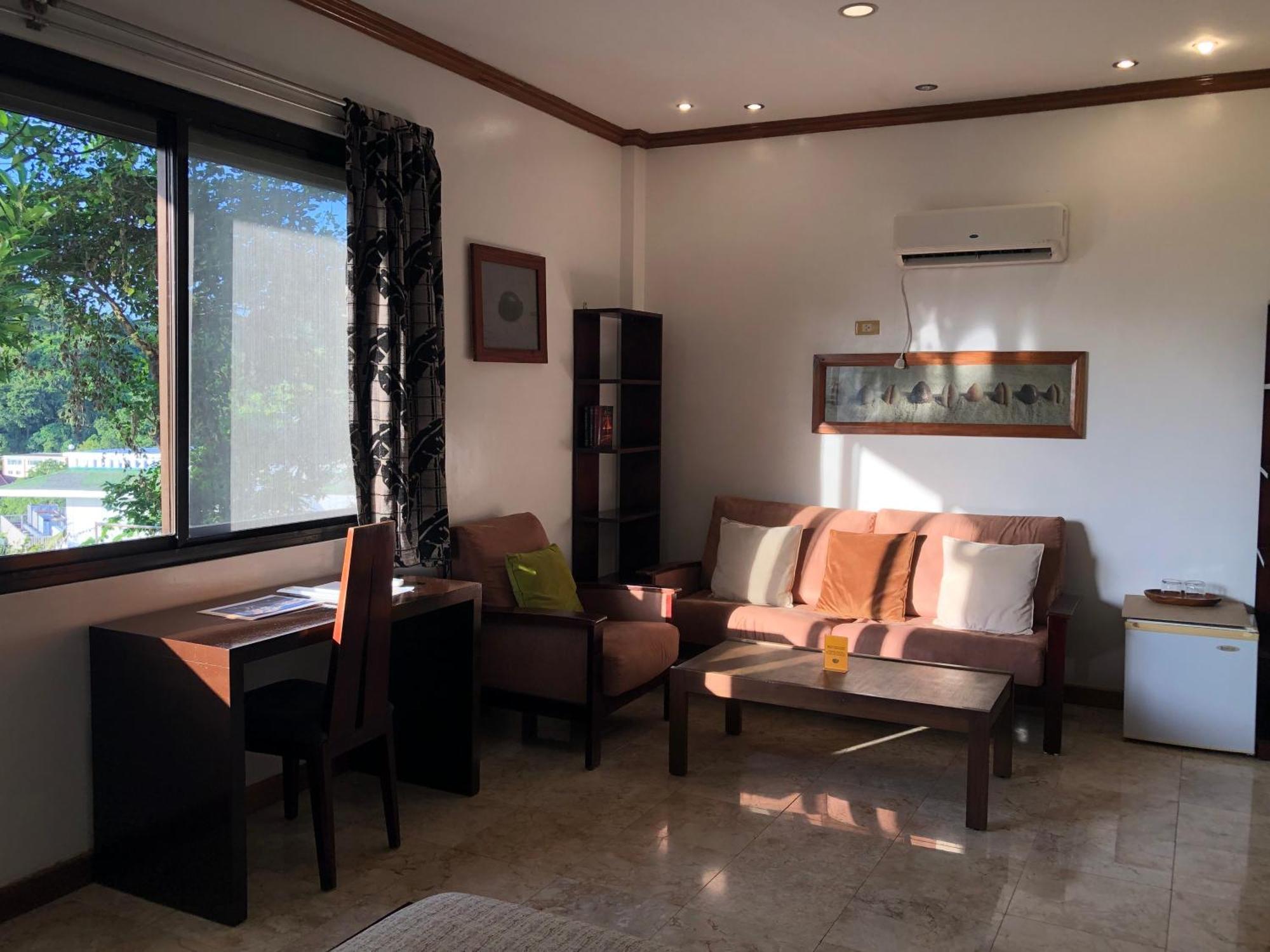 Argonauta Boracay Apartment Suites And Villas Boracay Island Екстериор снимка