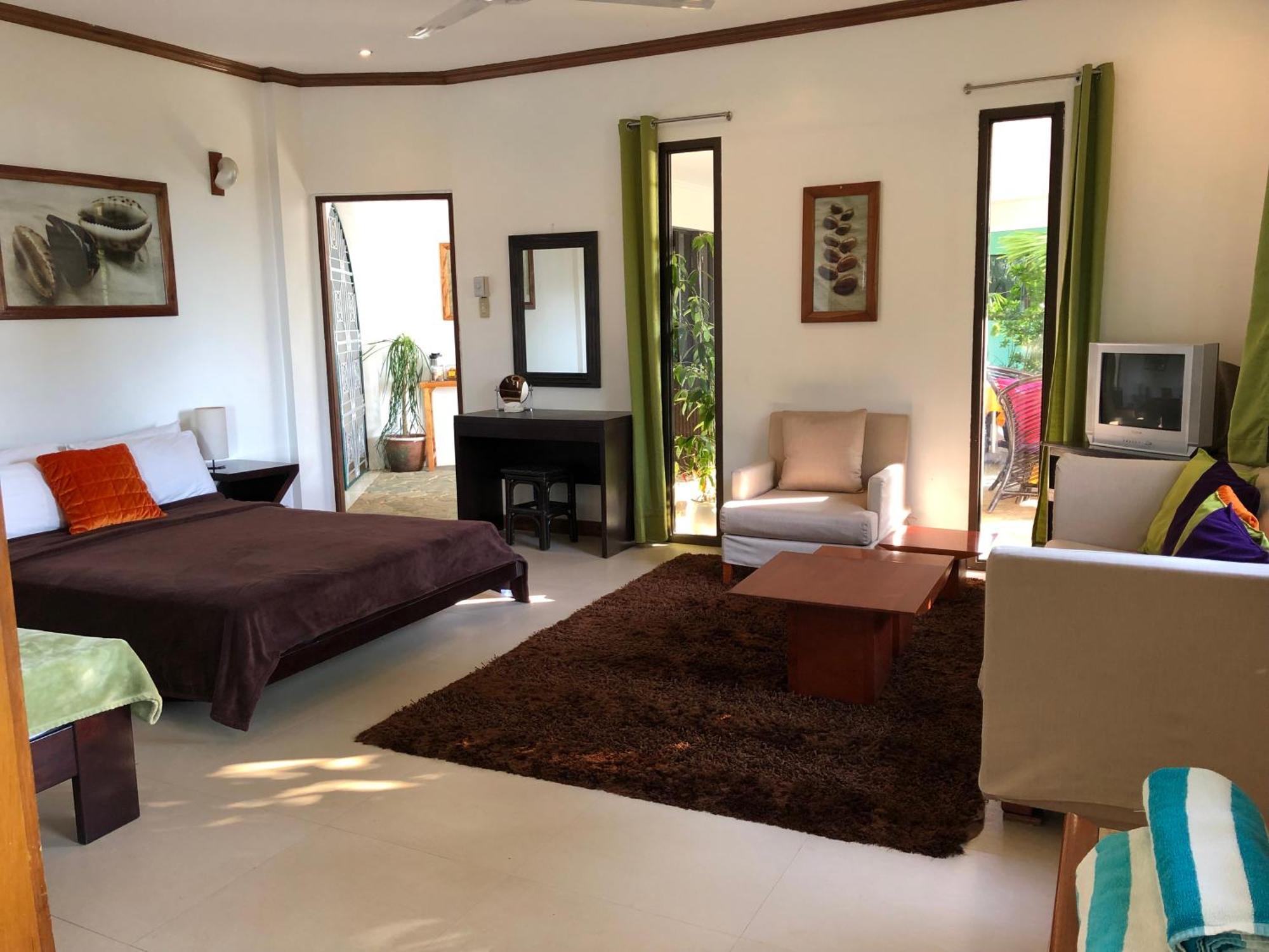 Argonauta Boracay Apartment Suites And Villas Boracay Island Екстериор снимка